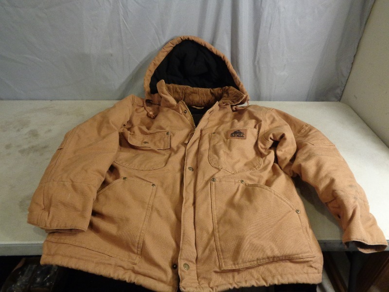 lot 140 image: Mens Old Mill Jacket