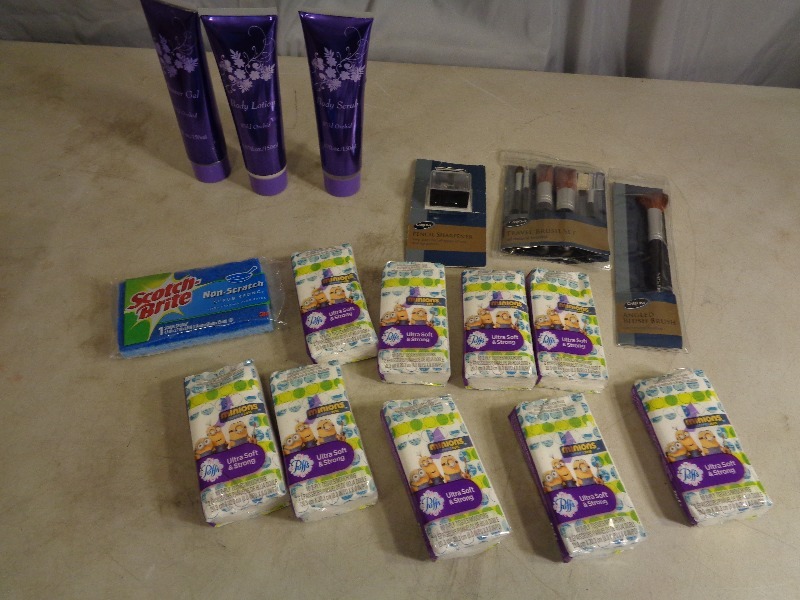 lot 151 image: New Personal Items