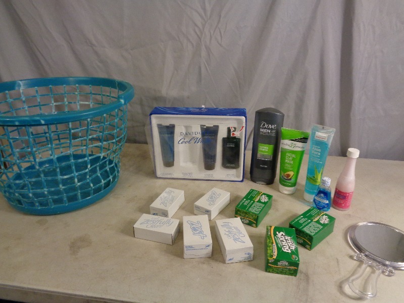 lot 156 image: New Personal Items