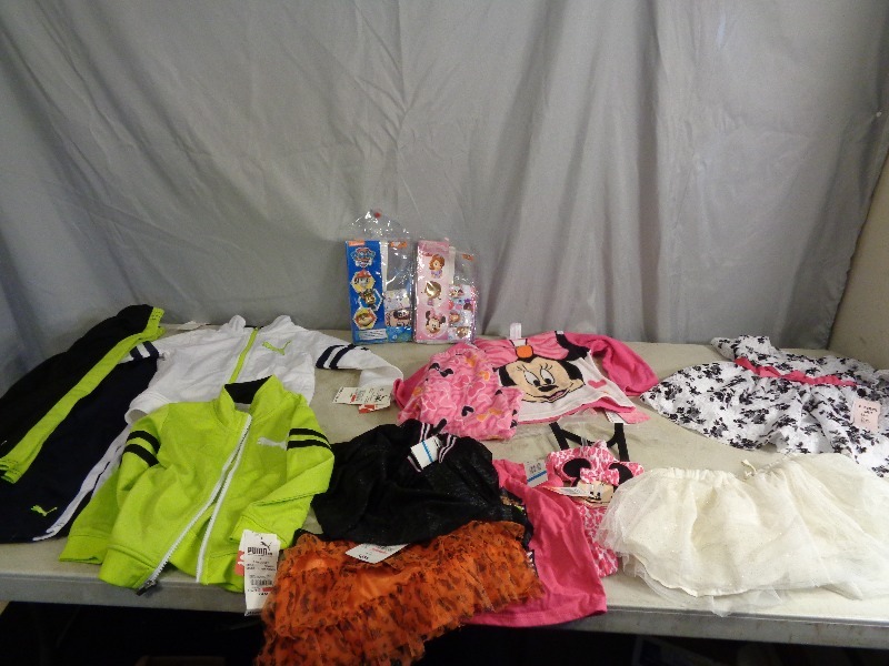 lot 160 image: New Little Boys and Girls Clothing