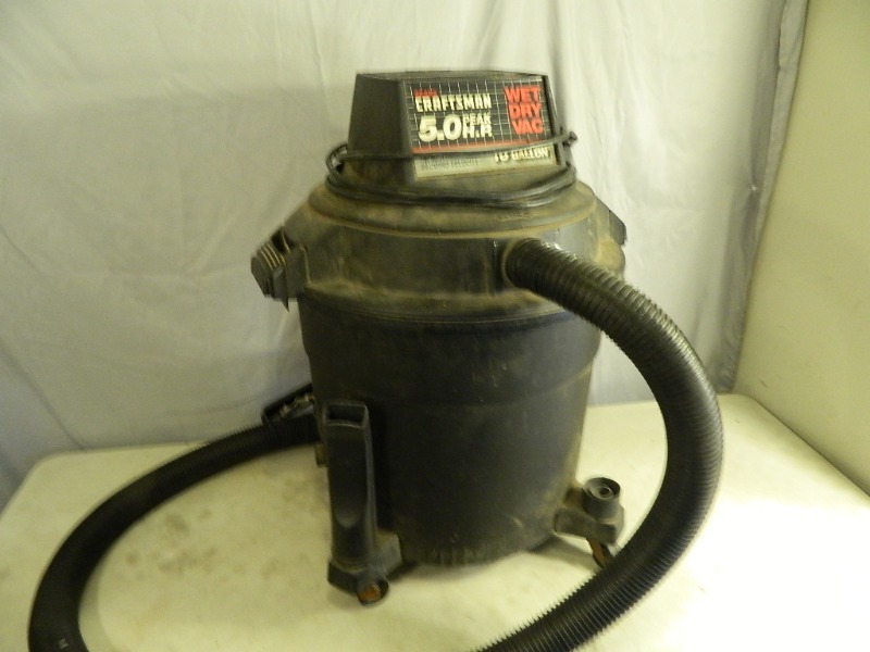 lot 163 image: Craftsman 16 Gallon SHop Vac