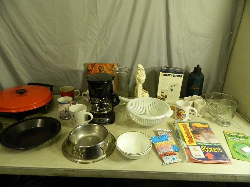 lot 188 image: Electric Can Opener, Coffee Maker, and More