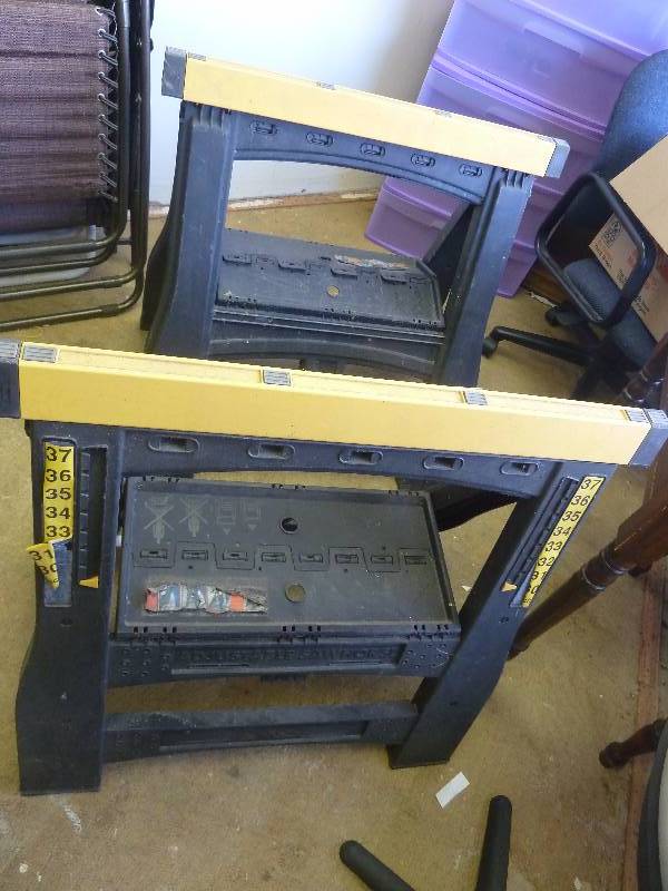 lot 10 image: Sawhorses