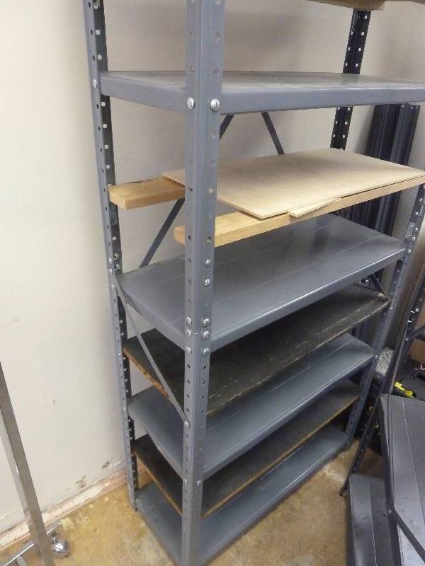 lot 25 image: Metal Shelf
