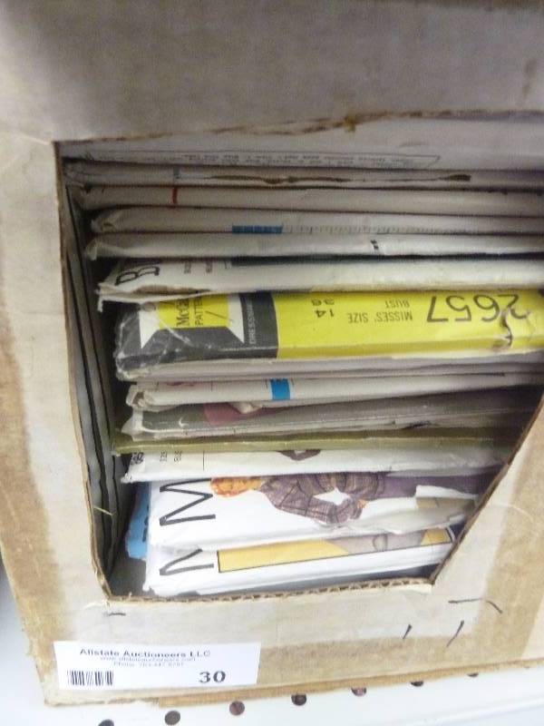 lot 30 image: Large Sewing Lot