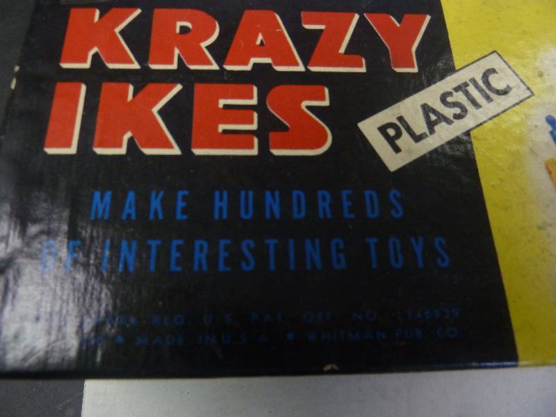 lot 67 image: Vintage Toys