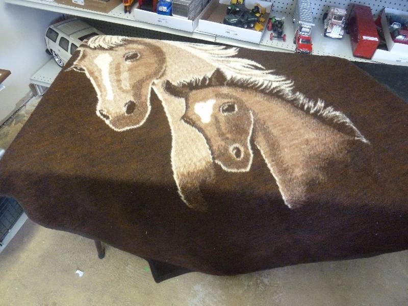 lot 86 image: Soft Blanket