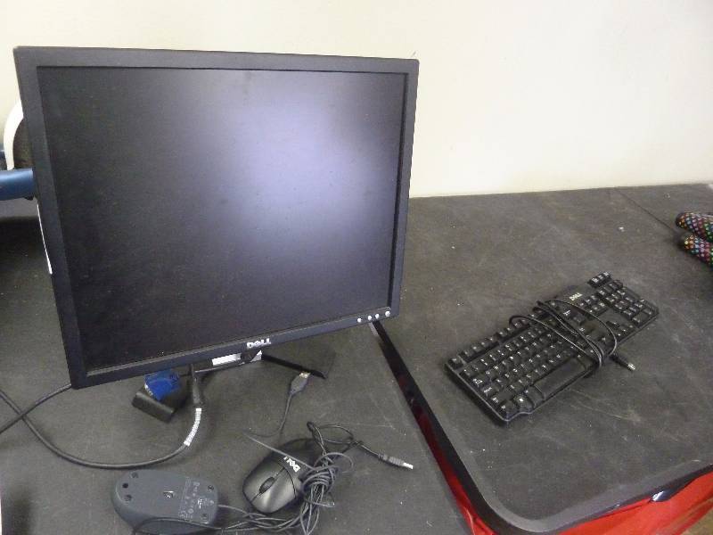 lot 107 image: Dell Monitor and Keyboard