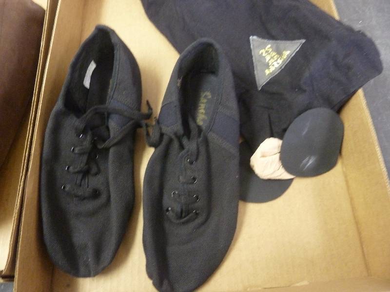 lot 116 image: New  Womens Shoes