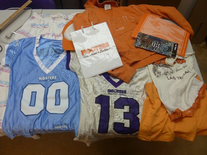 lot 146 image: Hooters Clothing Lot