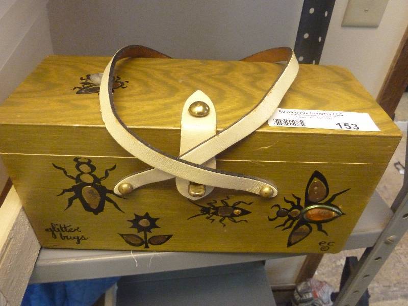 lot 153 image: Vintage Enid Collins Box Purse