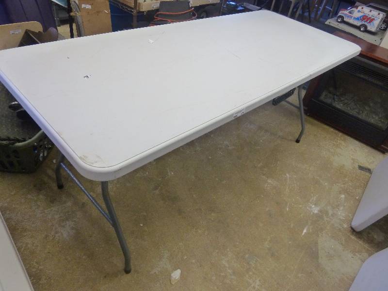 lot 221 image: Table with Folding Legs