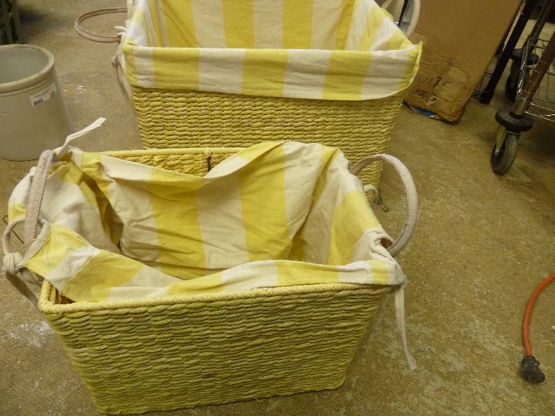 lot 227 image: Vintage Wicker Crates