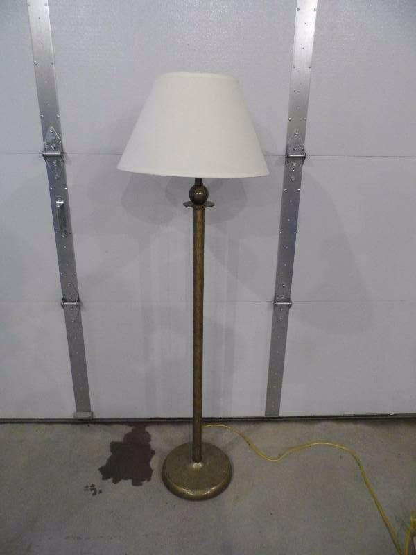 Metal Floor Lamp