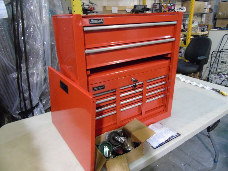 lot 43 image: Homak 8-Drawer Combination Tool Chest