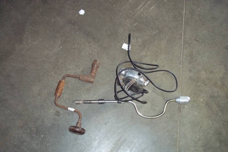 2 Hand Drills and Massager