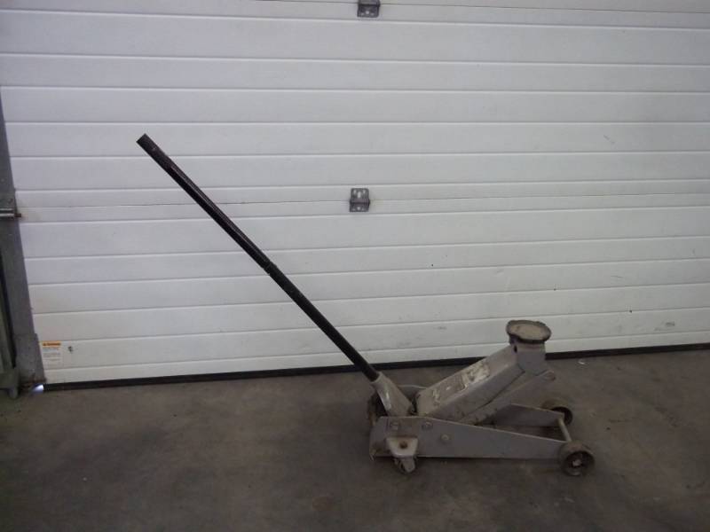 3 Ton Floor Jack