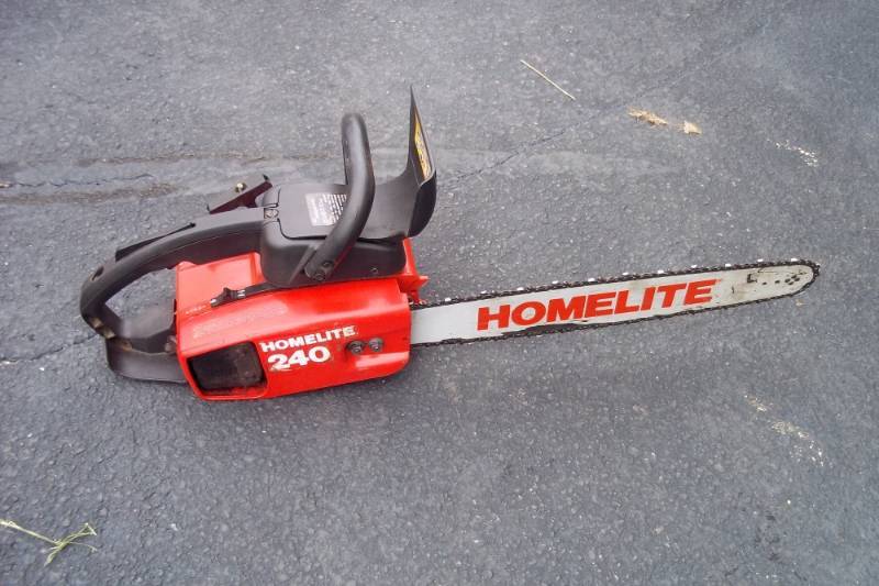 Homelite Chain Saw 18 bar