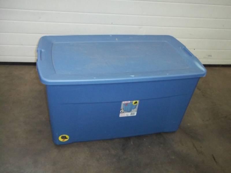 45 Gallon Tote with lid