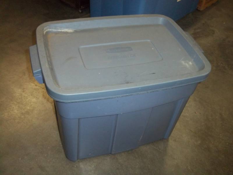 18 Gallon Tote with lid