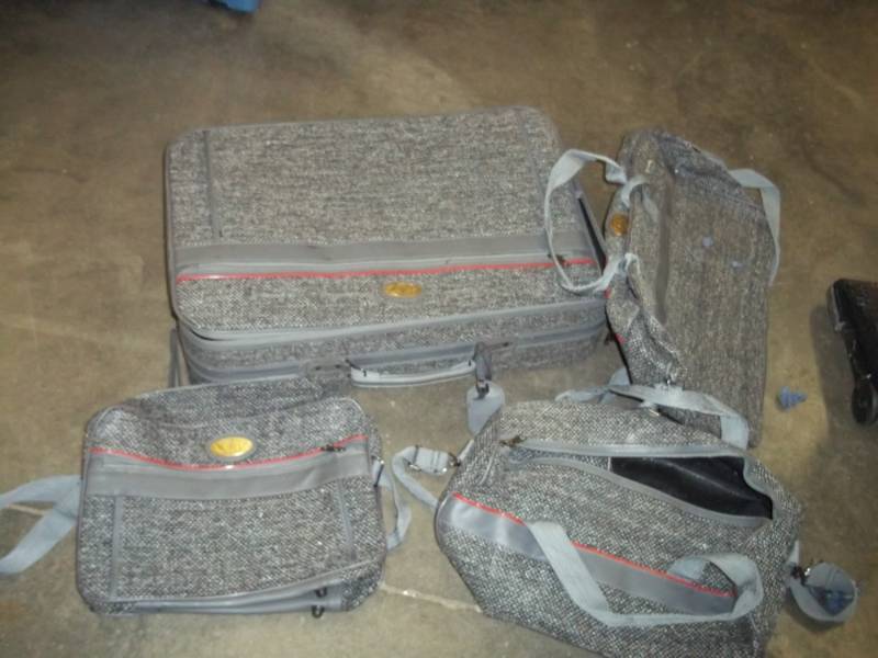 4 Piece luggage set
