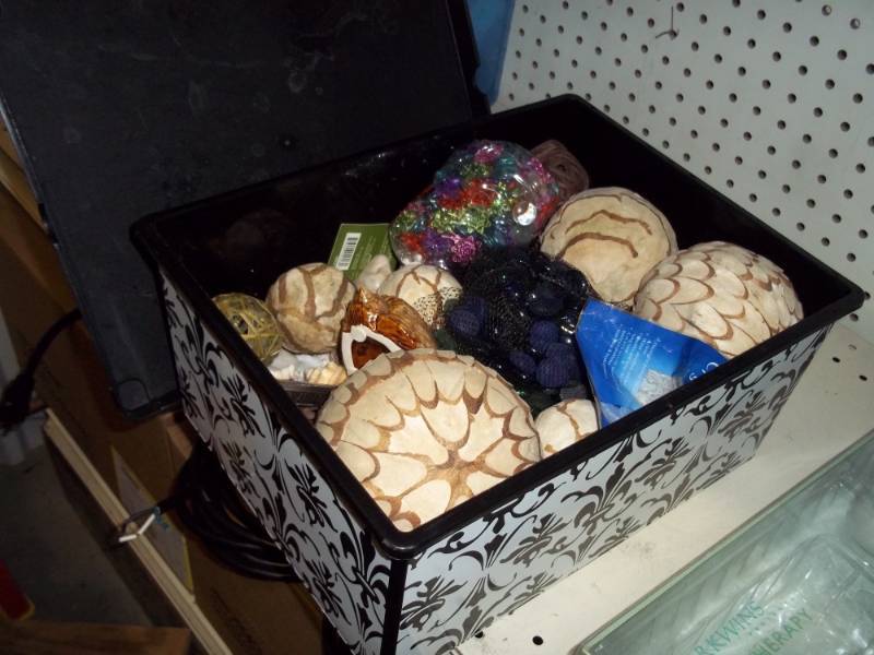 Plastic Dcor Tub with Craft Items