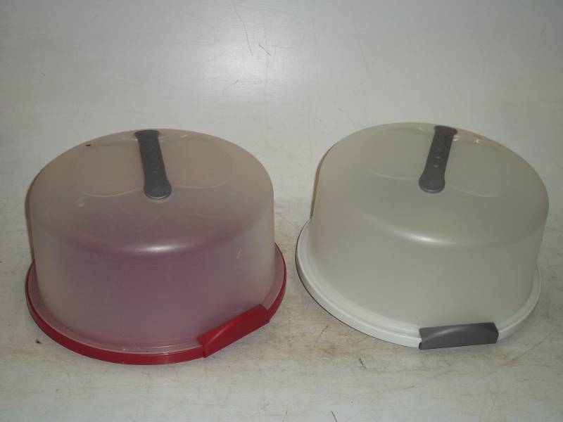 Pair of Cake Plastic storage Containers