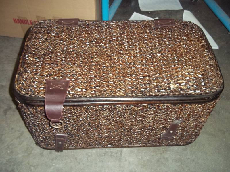 Rope Trunk with rugs