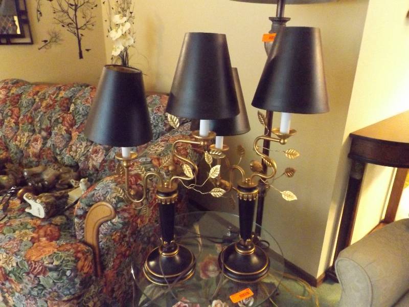 lot 330 image: Matching Table Lamps