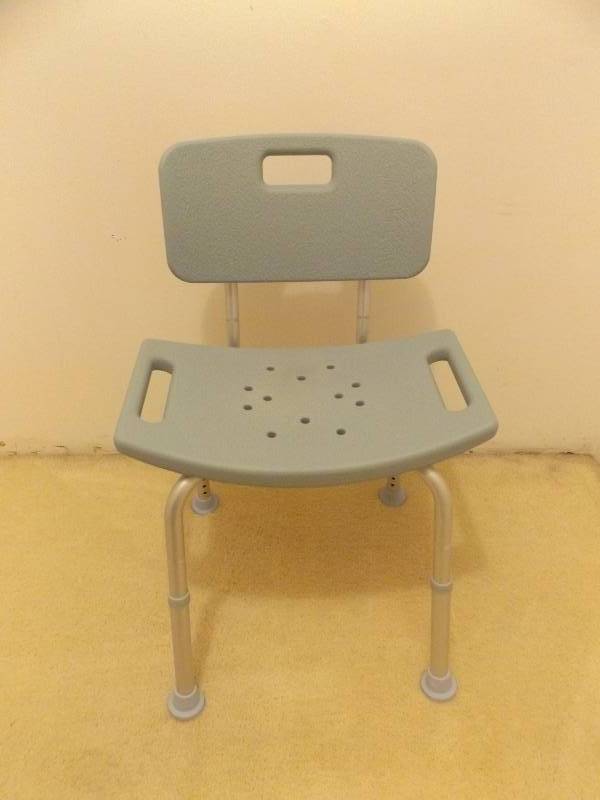 lot 416 image: Shower Chair