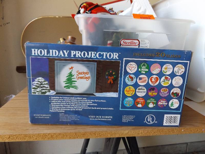 lot 458 image: Holiday Projector