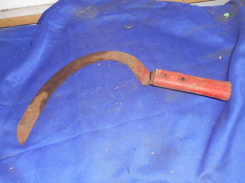 lot 111 image: ANTIQUE HAND SYE