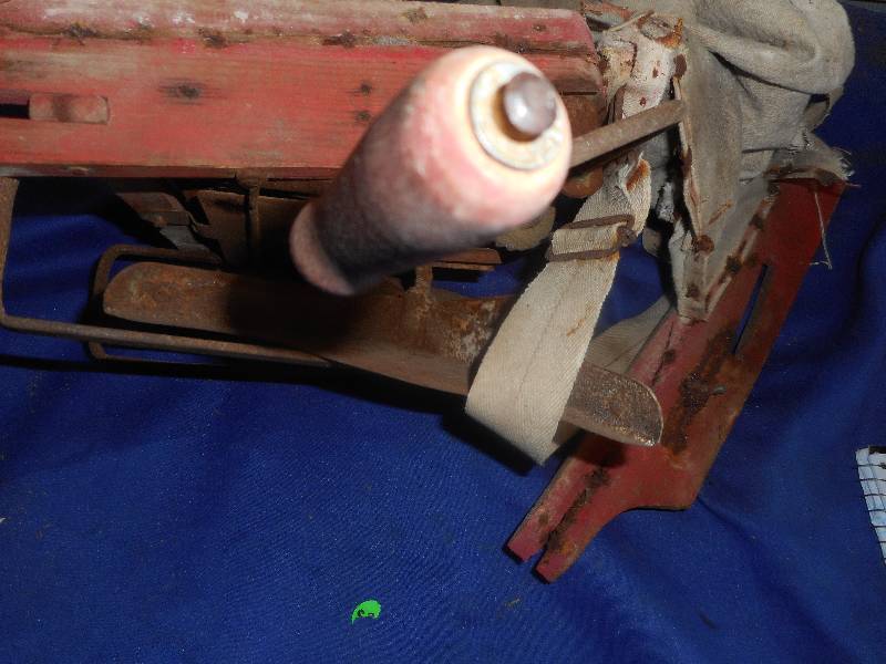 lot 115 image: ANTIQUE CYCLONE SEEDER