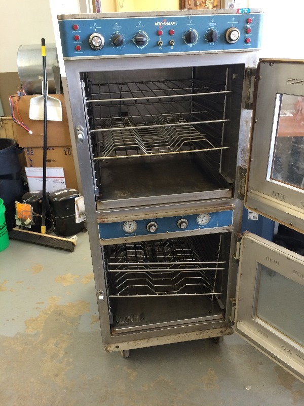 Alto-Shaam Smoker  mn 1767-SK  Clean   Works   Bring Your Own Help for Loading