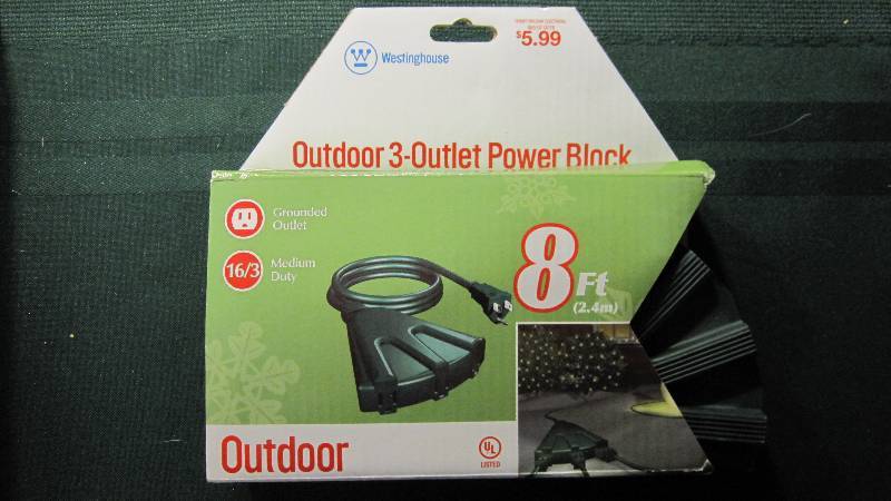 8 ft Outdoor 3 - Outlet Power Block