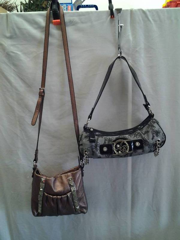 lot 26 image: Apple Bottoms Hand Bag & B. Makowsky Shoulder Bag