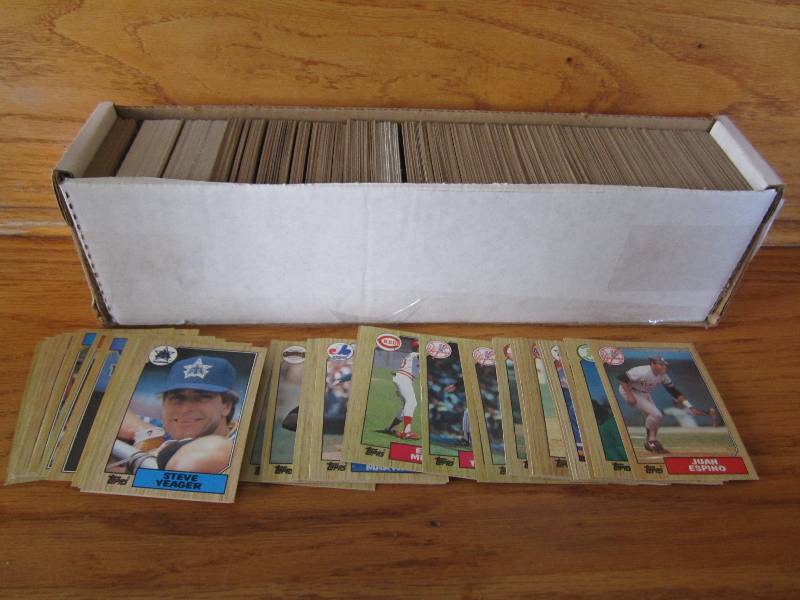 Box of 1987 topps baseball cards...
