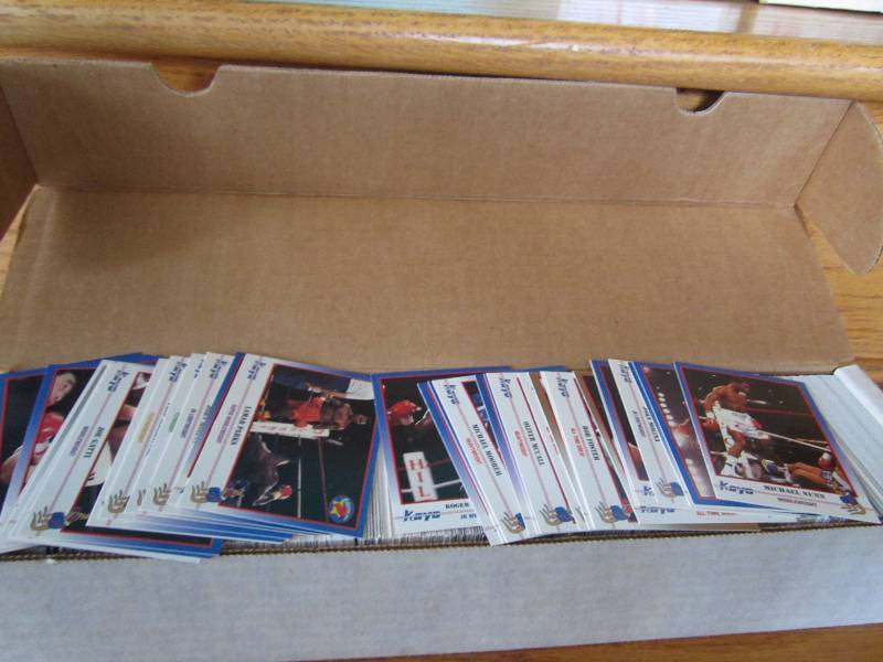 Box of mixed sports cards...