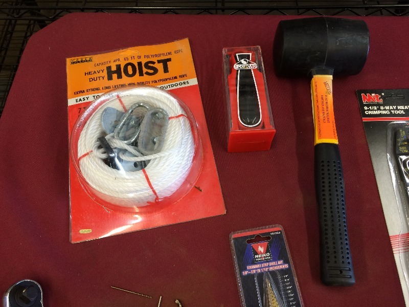 NEW - Assorted Tools   lot of 11