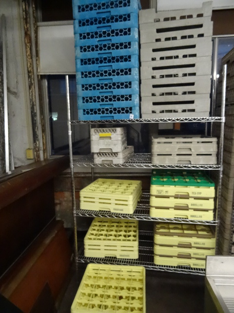 lot 36 image: 31 Dish Washer Racks
