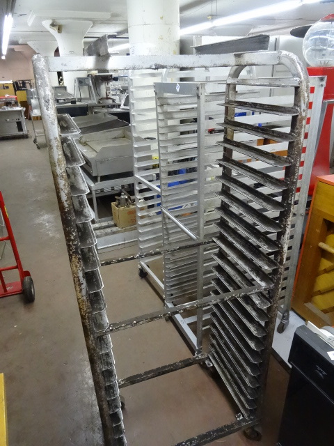 lot 57 image: Commercial Oven Baker Y Rack