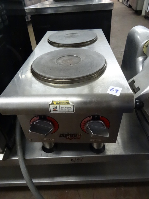 lot 69 image: APW Wyatt Double Burner Electric Stove