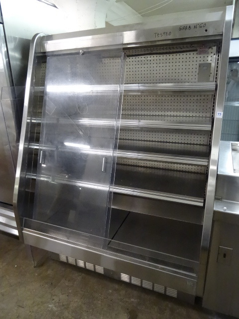 lot 77 image: Barker Grab and go Refrigerator