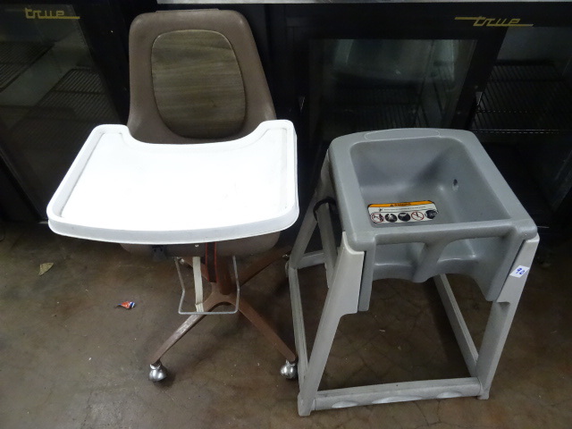 lot 90 image: 2 High Chairs
