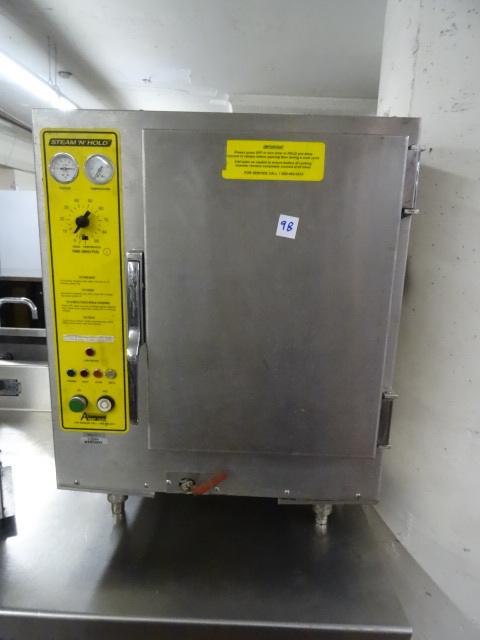 lot 98 image: Accutemp Steam N Hold Model