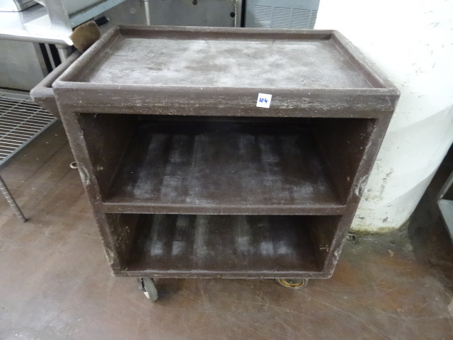 lot 104 image: 3 Tier Poly Cart