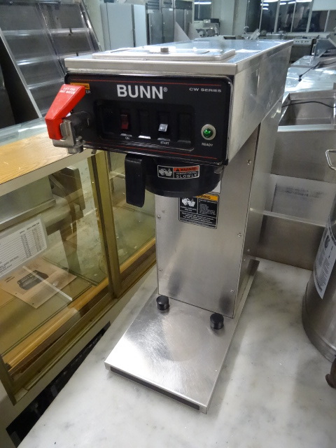 lot 114 image: Bunn Coffee Maker