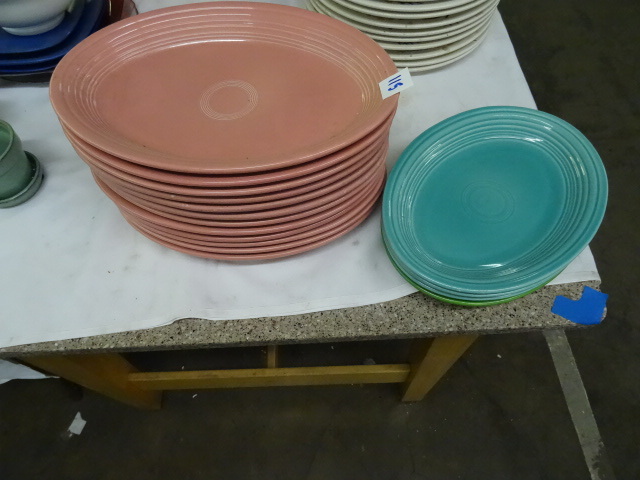 lot 115 image: Fiesta Oval Plates Qty 16