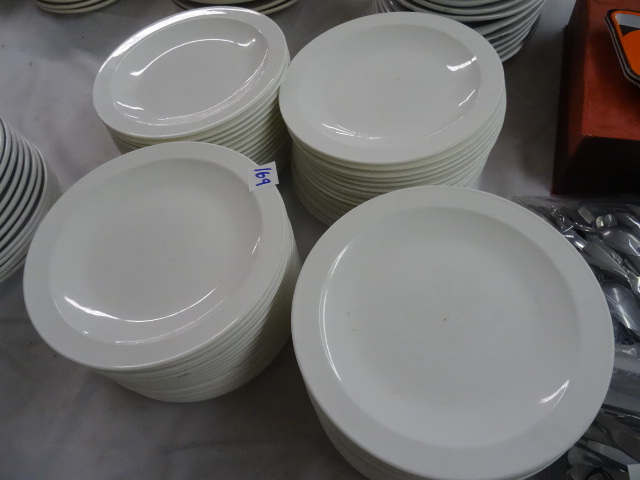 lot 169 image: 10 Dinner Plates Qty 72