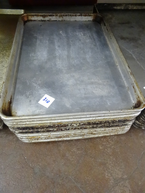 lot 210 image: 12 Size Baking Sheets Qty 12